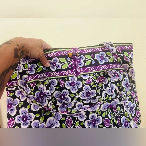 Vera Bradley Purple Floral Large Tote, NWT - Picture 5 of 7